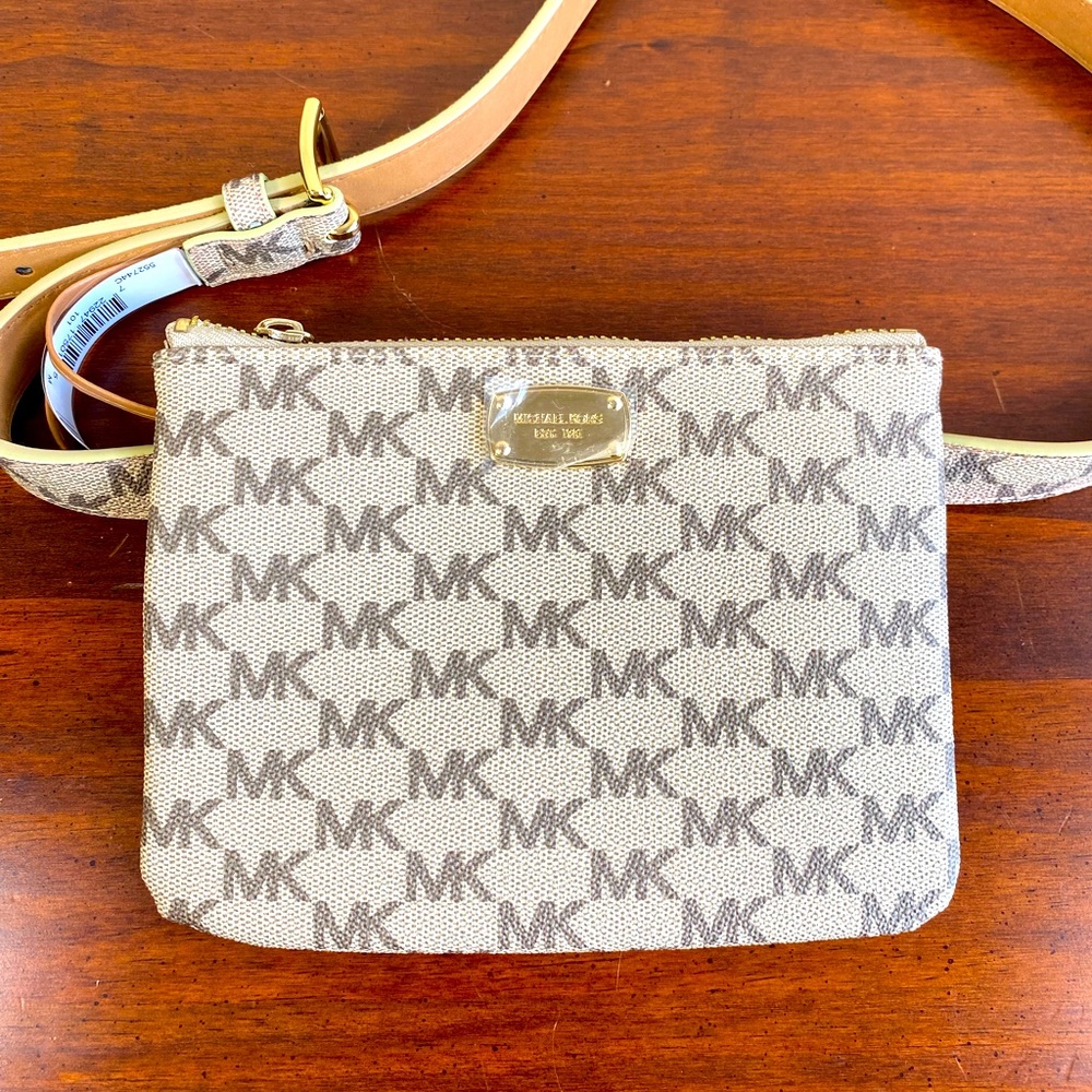 Michael Kors Logo Belt Bag
